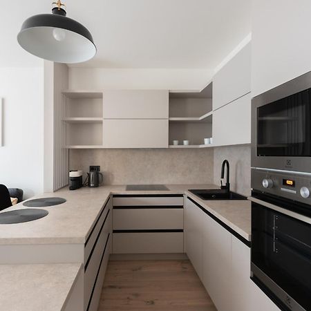Jay Apartments Praag Buitenkant foto