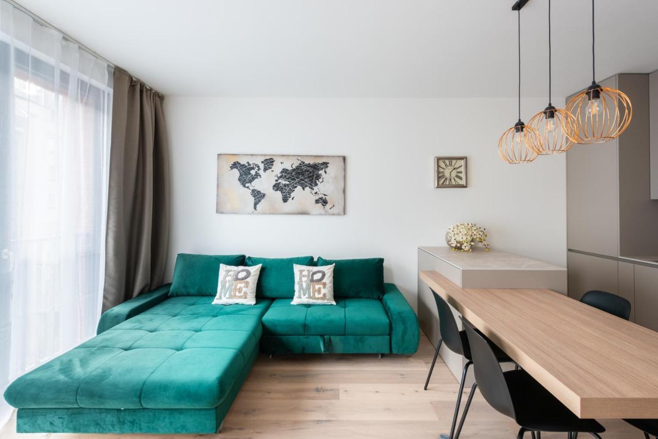 Jay Apartments Praag Buitenkant foto