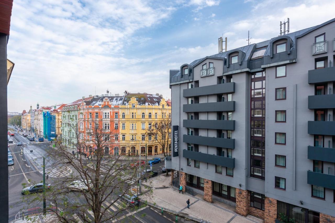 Jay Apartments Praag Buitenkant foto